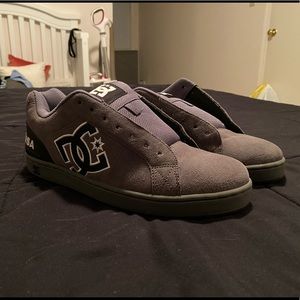 DC Men Clemente suede PADS